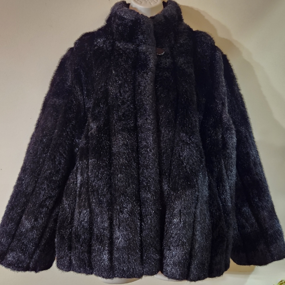 Retro Black Faux Fur Coat - L